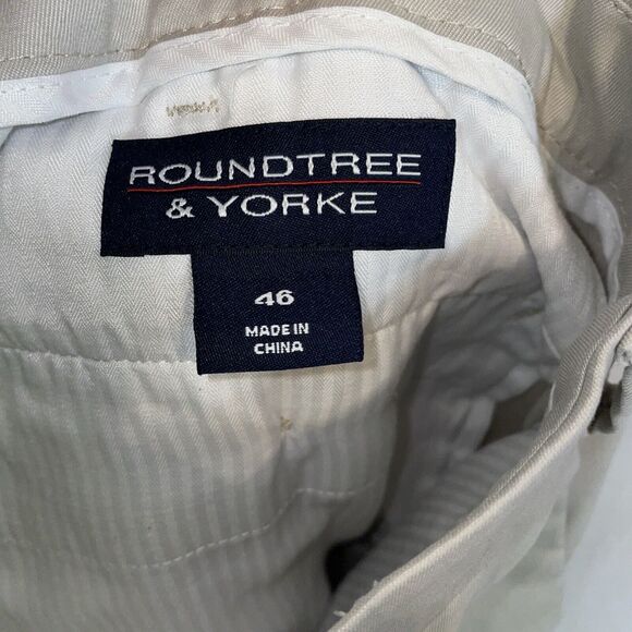 Roundtree & Yorke Chino Golf Shorts Men’s Size 46 Khaki Beige Zip Fly Inseam 5 - Picture 2 of 12